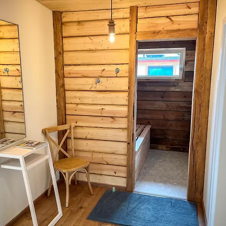 Prázdninový dům Amber Ferienhain - 'kirsche' Mit Verwunschenem Garten & Privater Sauna *
