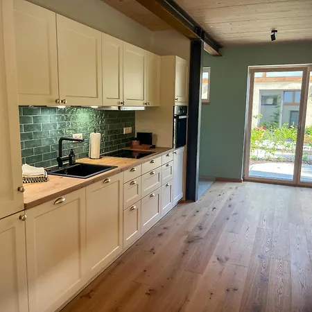 Amber Ferienhain - 'kirsche' Mit Verwunschenem Garten & Privater Sauna Prázdninový dům Hofheim in Unterfranken