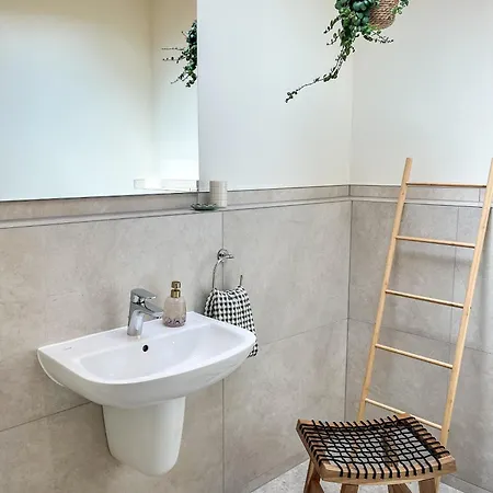Amber Ferienhain - 'kirsche' Mit Verwunschenem Garten & Privater Sauna